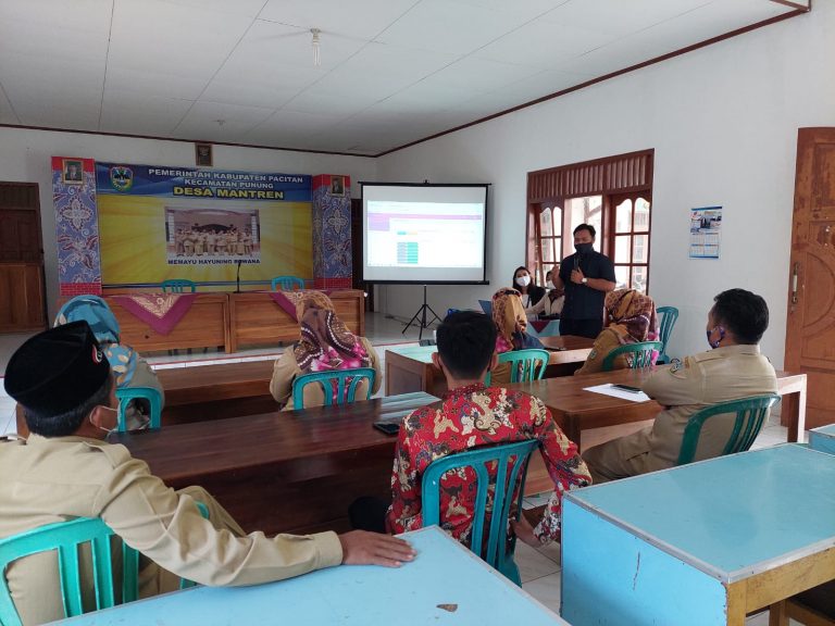 Trainning Desa Digital Desa Mantren, Punung Kabupaten Pacitan