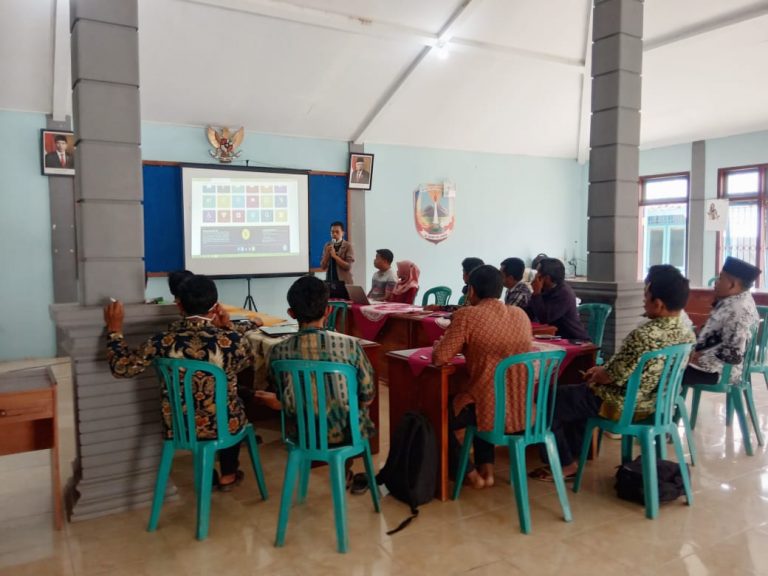 Dunia Semakin Canggih, Decaa Softwares Mengadakan Pelatihan IT Kepada Warga Desa