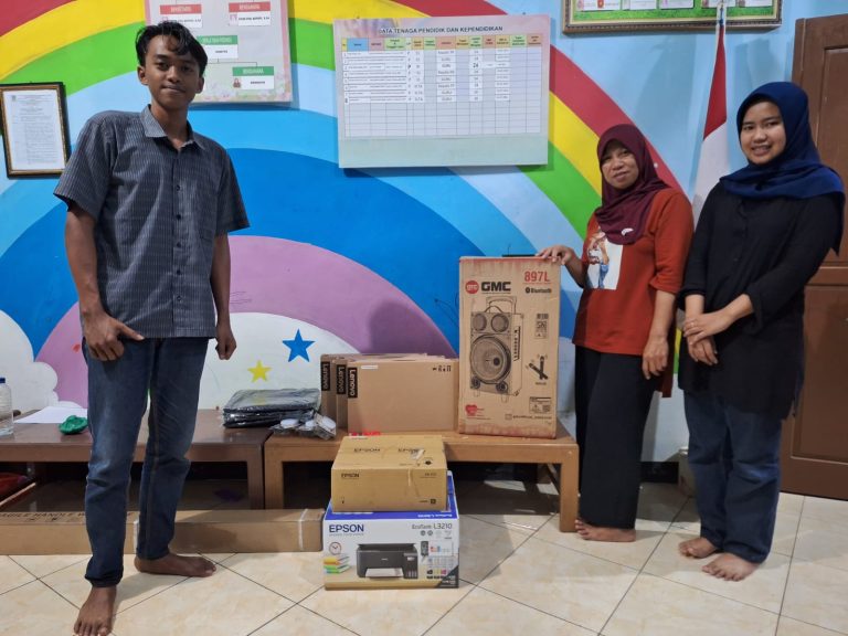 Decaa Hardware Tangani Pengadaan Barang Lembaga Pendidikan Kabupaten Pacitan