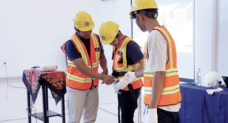 PELATIHAN KHUSUS TOPIK JARINGAN FIBER OPTIK