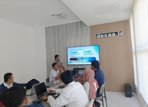 IMPLEMENTASI ARTIFICIAL INTELLIGENCE DALAM PENGELOLAAN INFORMASI DAN PELAYANAN PUBLIK DI ERA DIGITAL