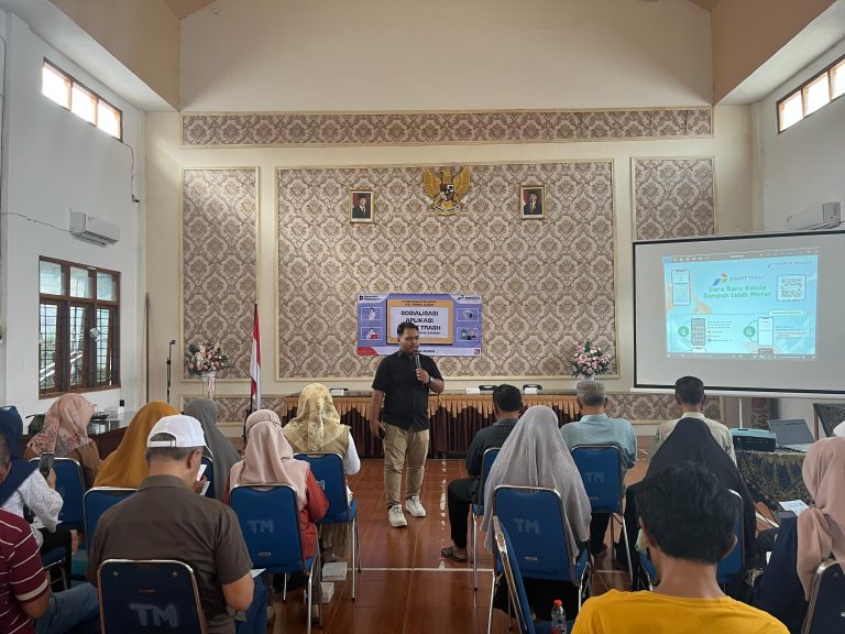 Pertamina Patra Niaga dan Decaa.id Berkolaborasi dalam Pembuatan Aplikasi Smart Trash